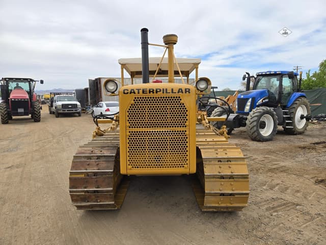 Image of Caterpillar D6C equipment image 2