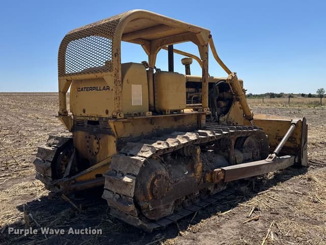 Image of Caterpillar D7E equipment image 4