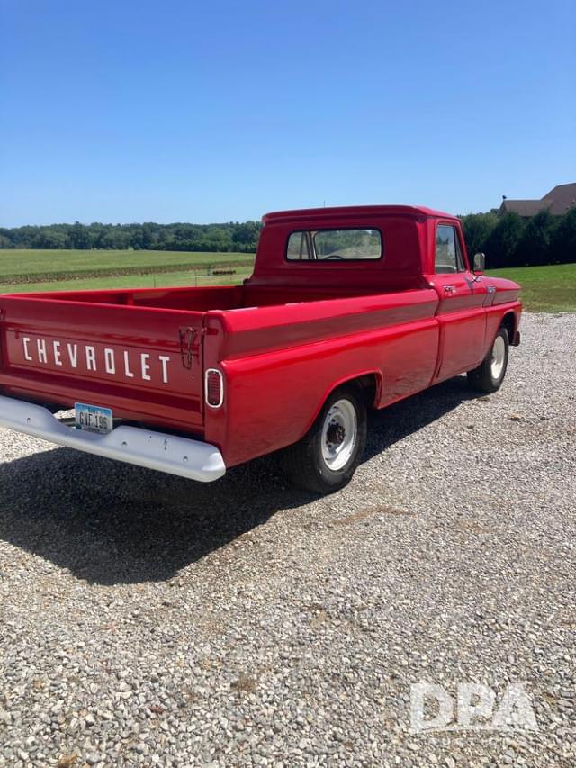 Image of Chevrolet C20 equipment image 1