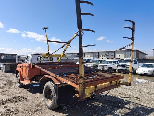 Image of Chevrolet C60 equipment image 2