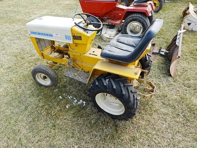 Image of Cub Cadet 122 equipment image 4