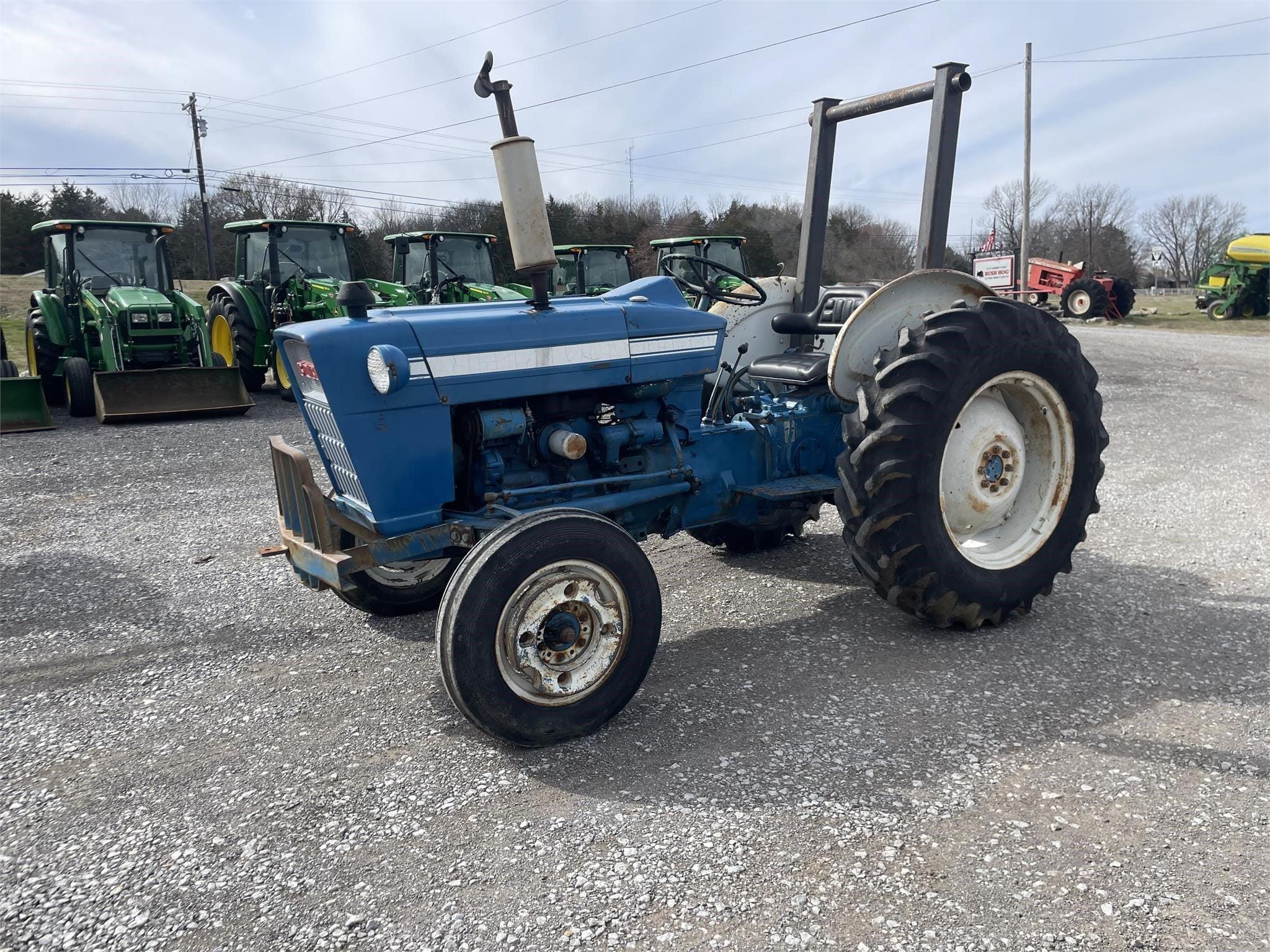 1965 Ford 3000 Equipment Image0