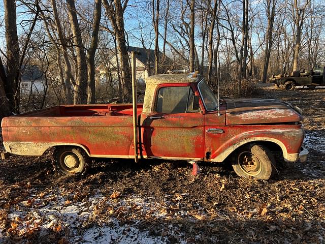 Image of Ford F-100 equipment image 3