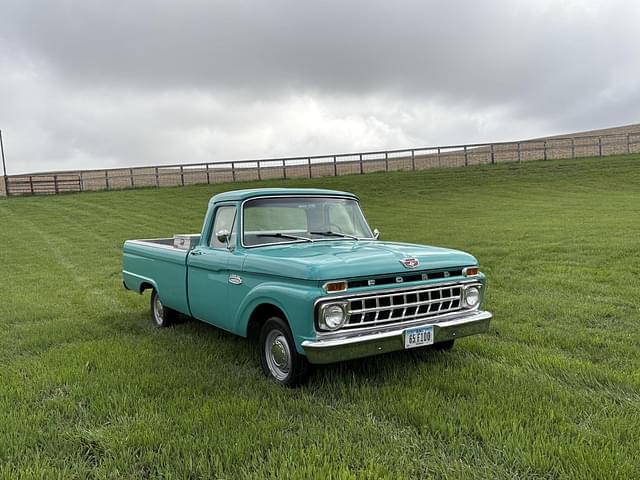 Image of Ford F-100 equipment image 4