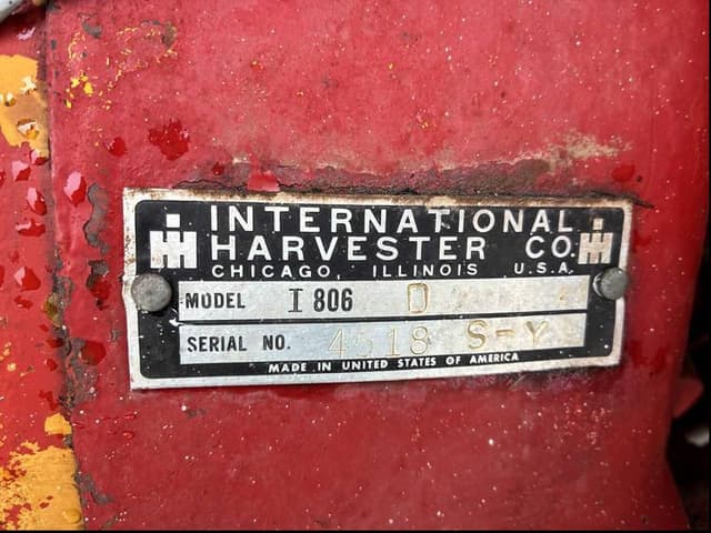 Image of International Harvester 806 equipment image 1