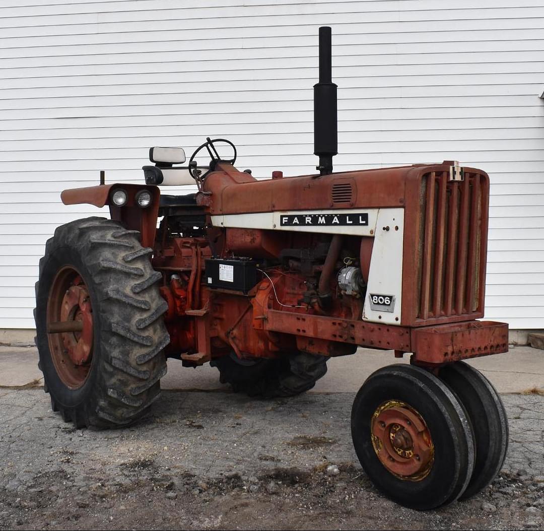 Image of International Harvester 806 Primary image