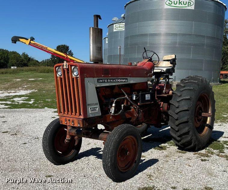 Image of International Harvester 806 Primary image
