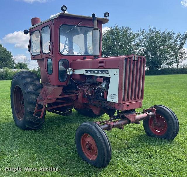 Image of International Harvester 806 equipment image 2