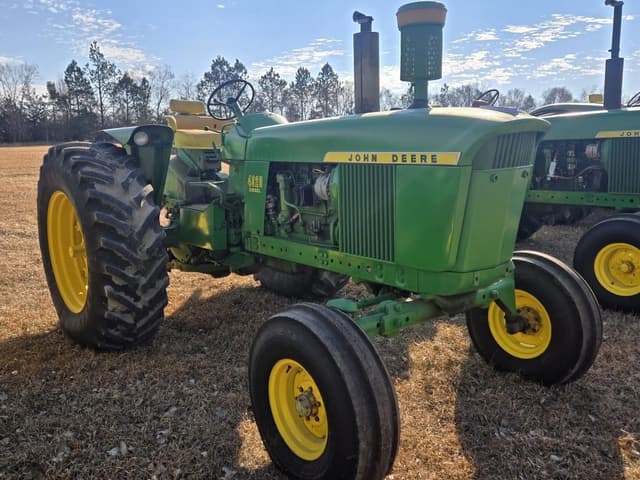Image of John Deere 4020 equipment image 2