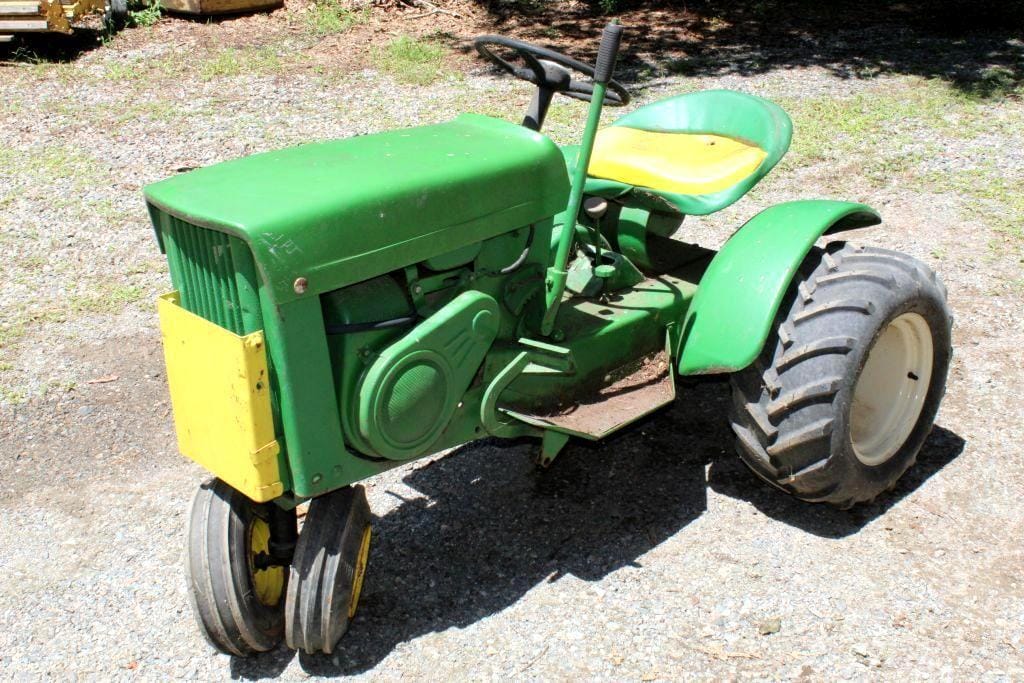 Main image John Deere 110