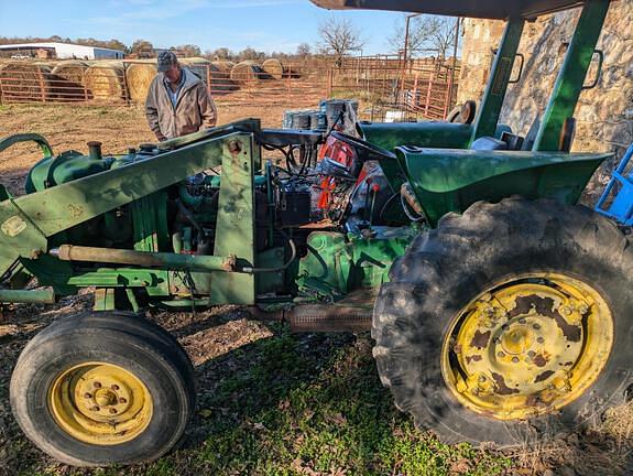 Image of John Deere 2020 equipment image 1