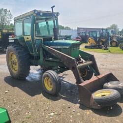 Image of John Deere 3020 equipment image 1