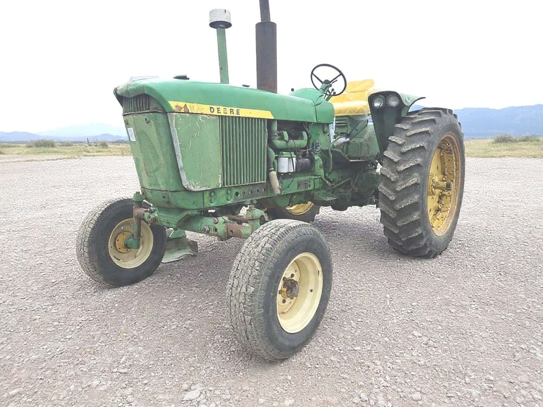 Image of John Deere 3020 Primary image