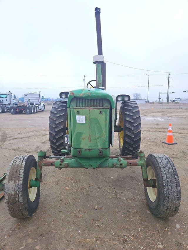 Image of John Deere 3020 equipment image 2