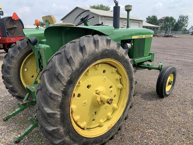 Image of John Deere 3020 equipment image 3