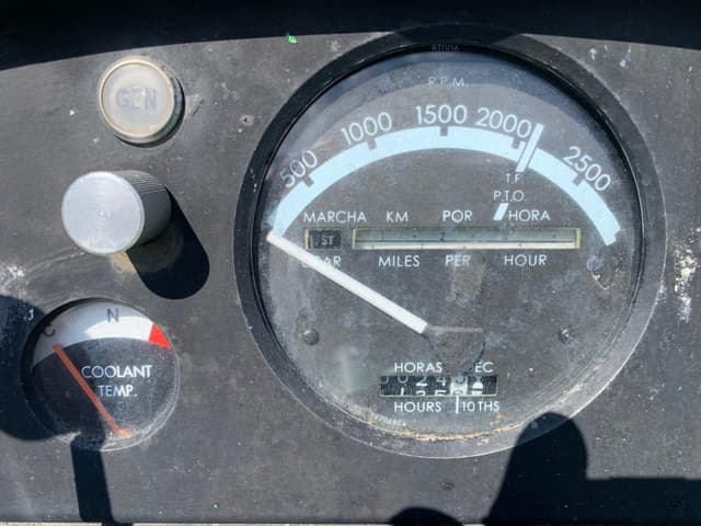 Image of John Deere 3020 equipment image 3