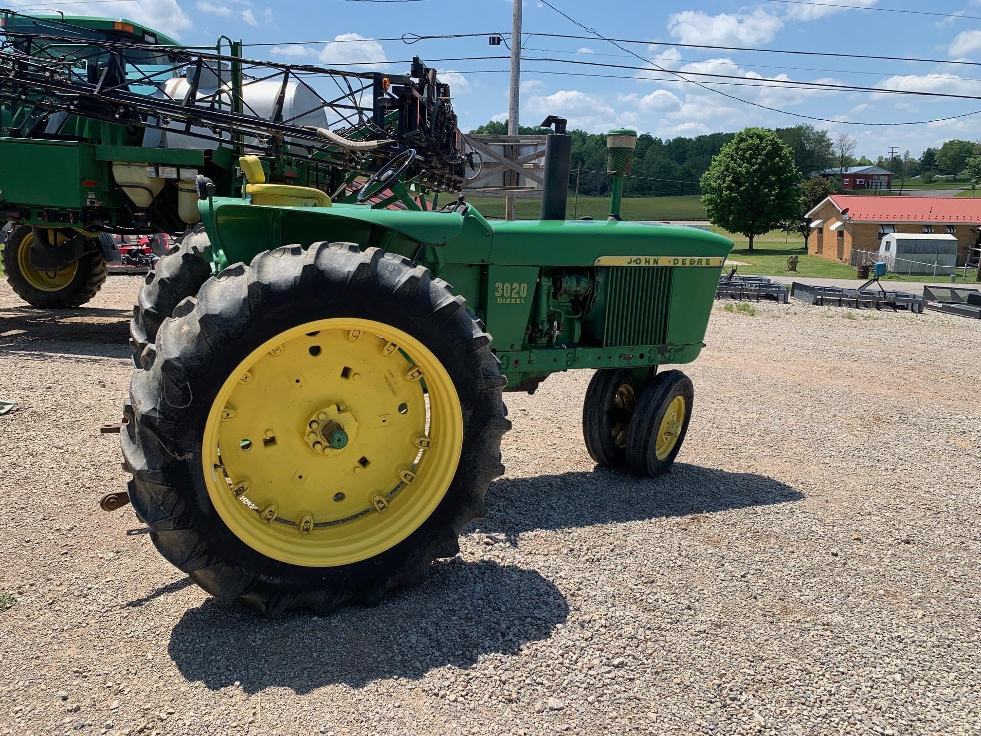 1965 John Deere 3020 Equipment Image0