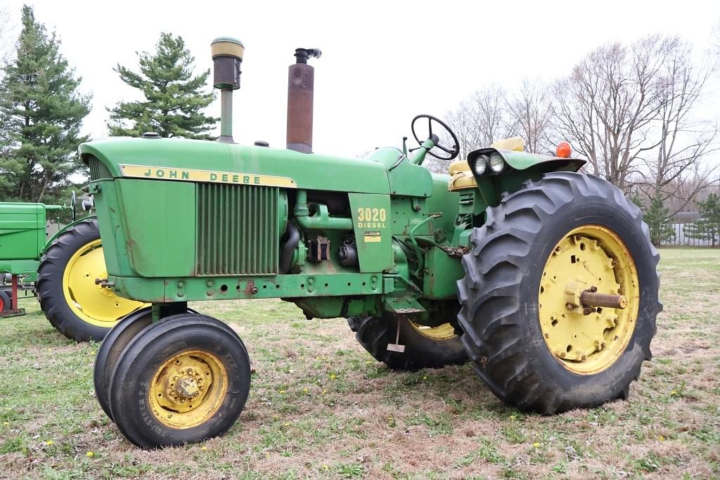 Image of John Deere 3020 Primary image