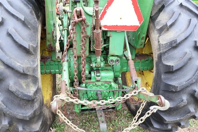 Image of John Deere 3020 equipment image 4