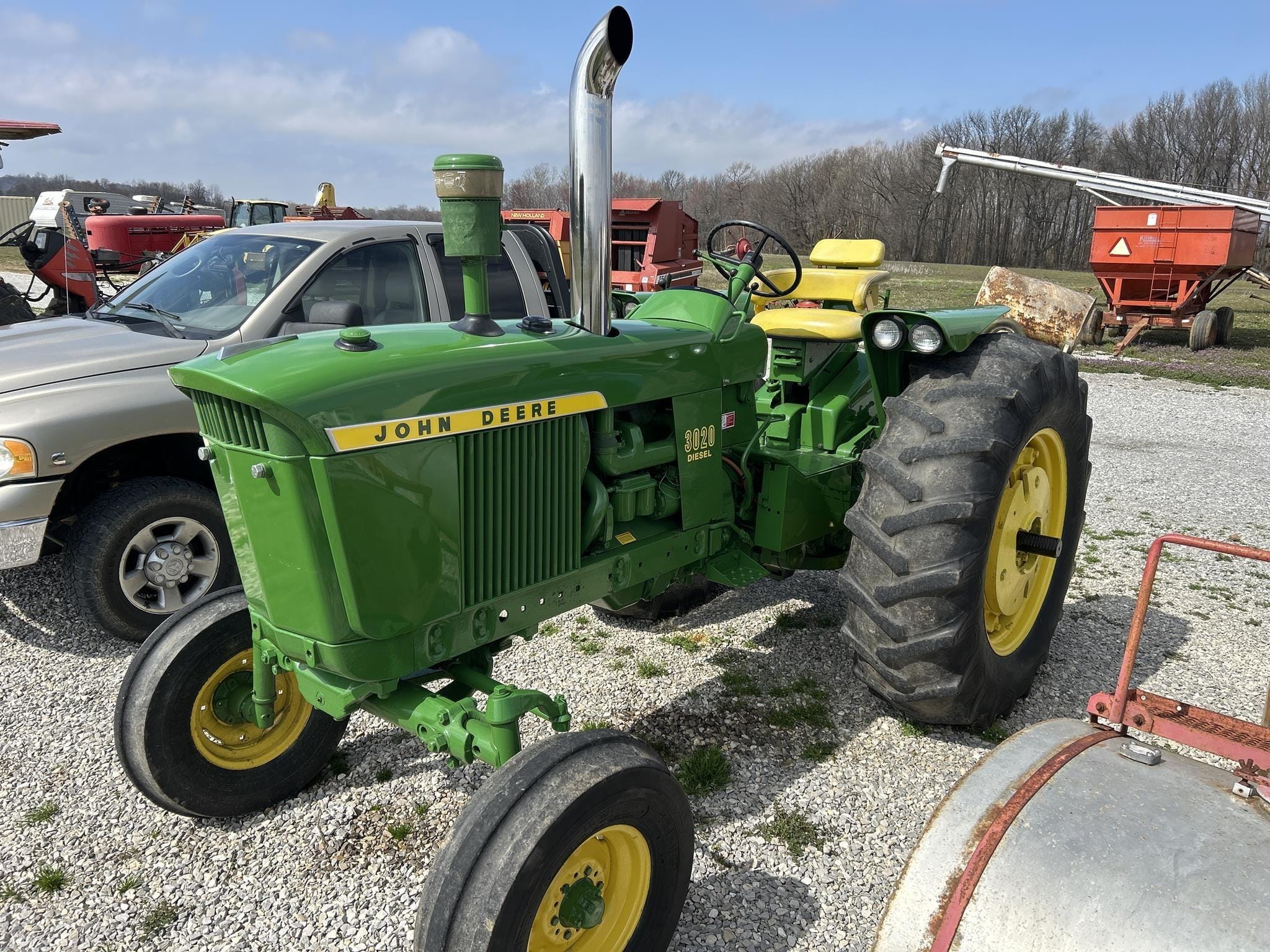 1965 John Deere 3020 Equipment Image0
