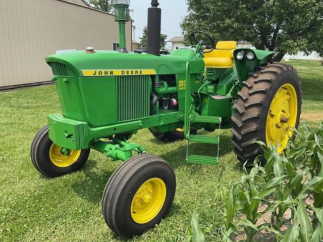 Image of John Deere 3020 equipment image 2