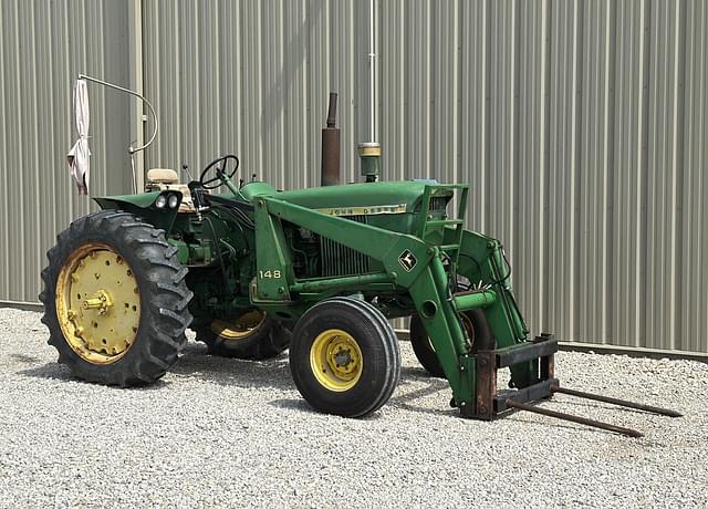 Image of John Deere 3020 equipment image 1