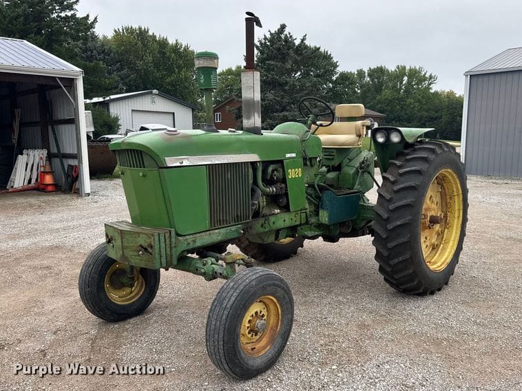 1965 John Deere 3020 Equipment Image0