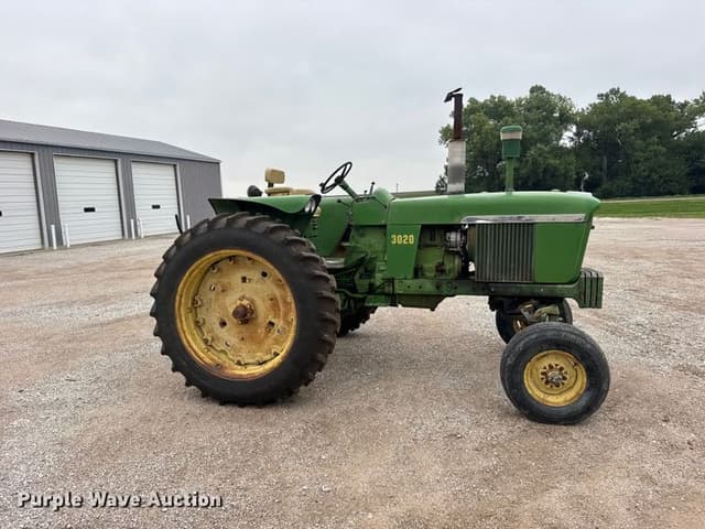 Image of John Deere 3020 equipment image 3
