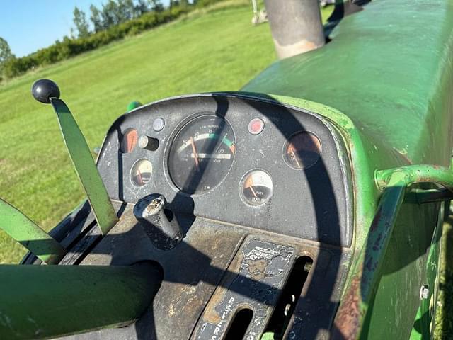 Image of John Deere 3020 equipment image 3