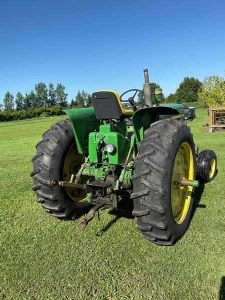 Image of John Deere 3020 equipment image 4