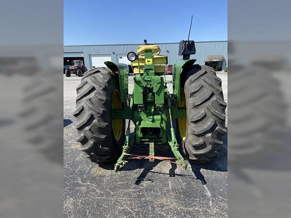 Image of John Deere 4020 equipment image 3