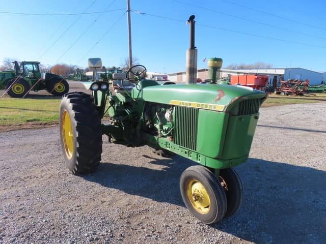 Image of John Deere 4020 equipment image 3