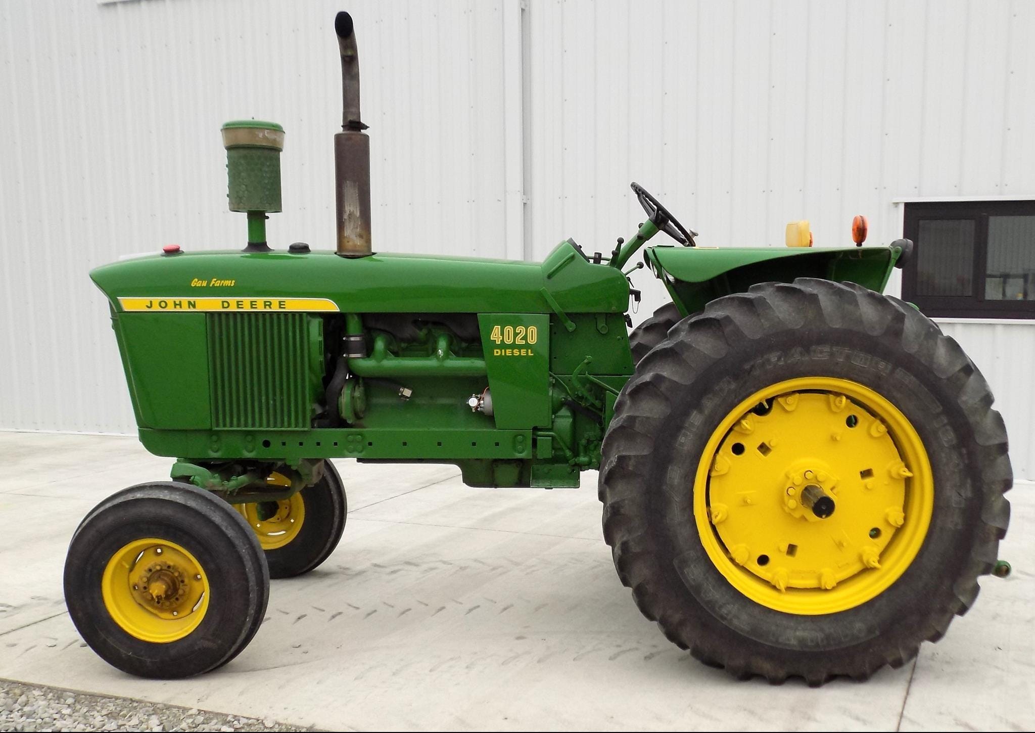 1965 John Deere 4020 Equipment Image0