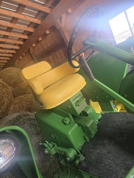 Image of John Deere 4020 equipment image 3