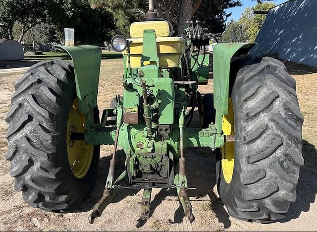 Image of John Deere 4020 equipment image 4