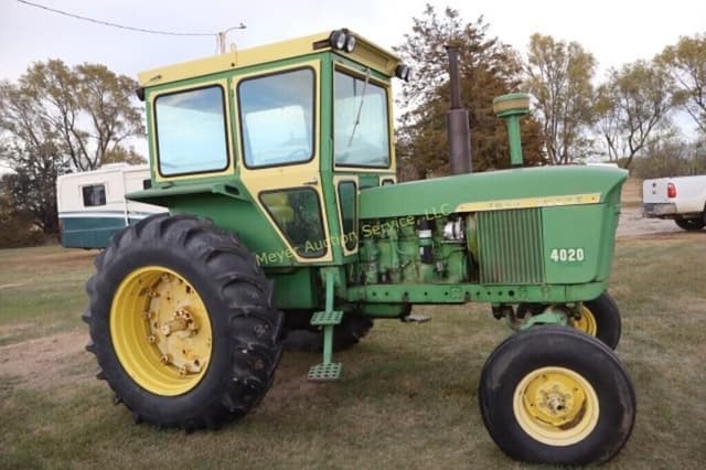 Image of John Deere 4020 equipment image 4