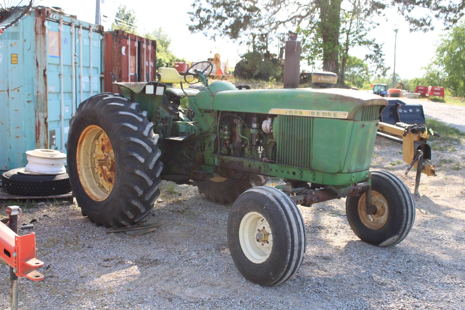 1965 John Deere 4020 Equipment Image0