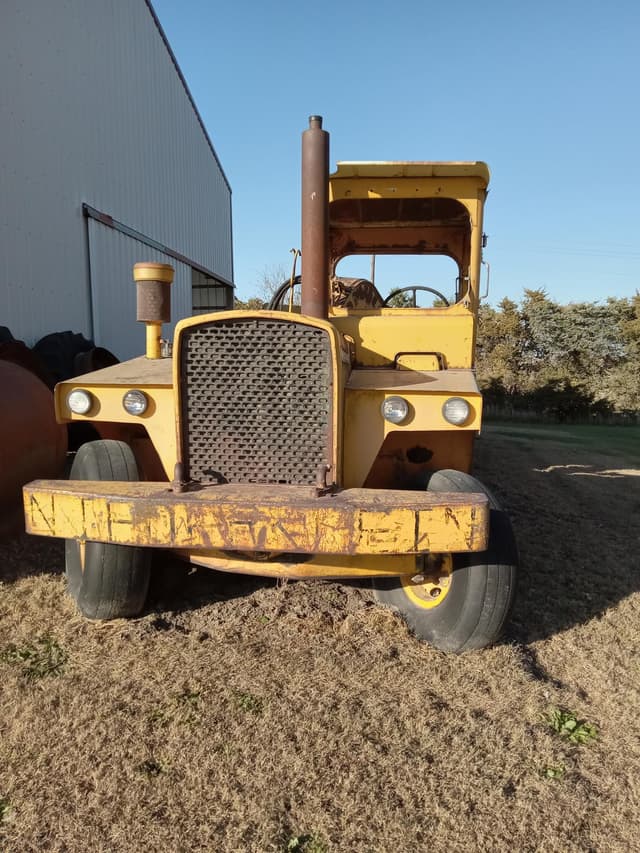 Image of John Deere 5010 equipment image 4