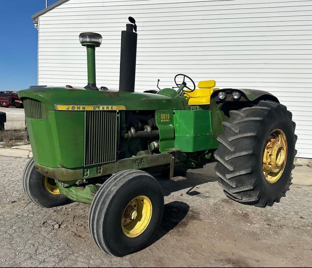 Image of John Deere 5010 Primary image