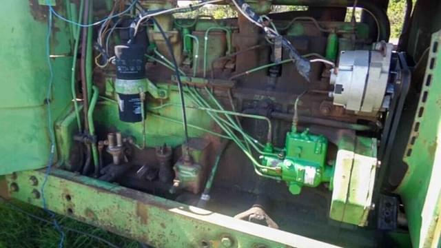 Image of John Deere 5010 equipment image 3