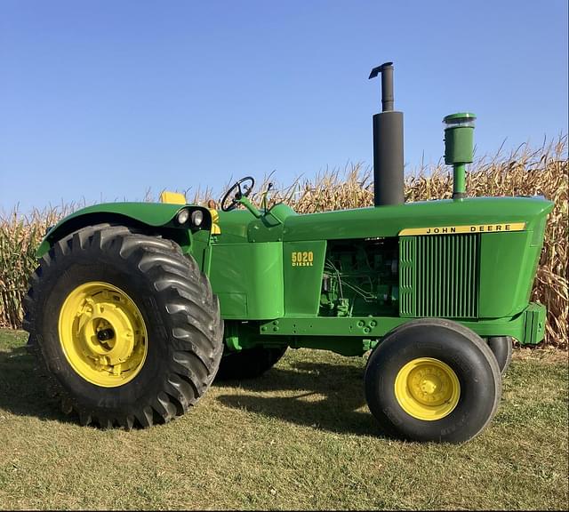 Image of John Deere 5020 equipment image 1