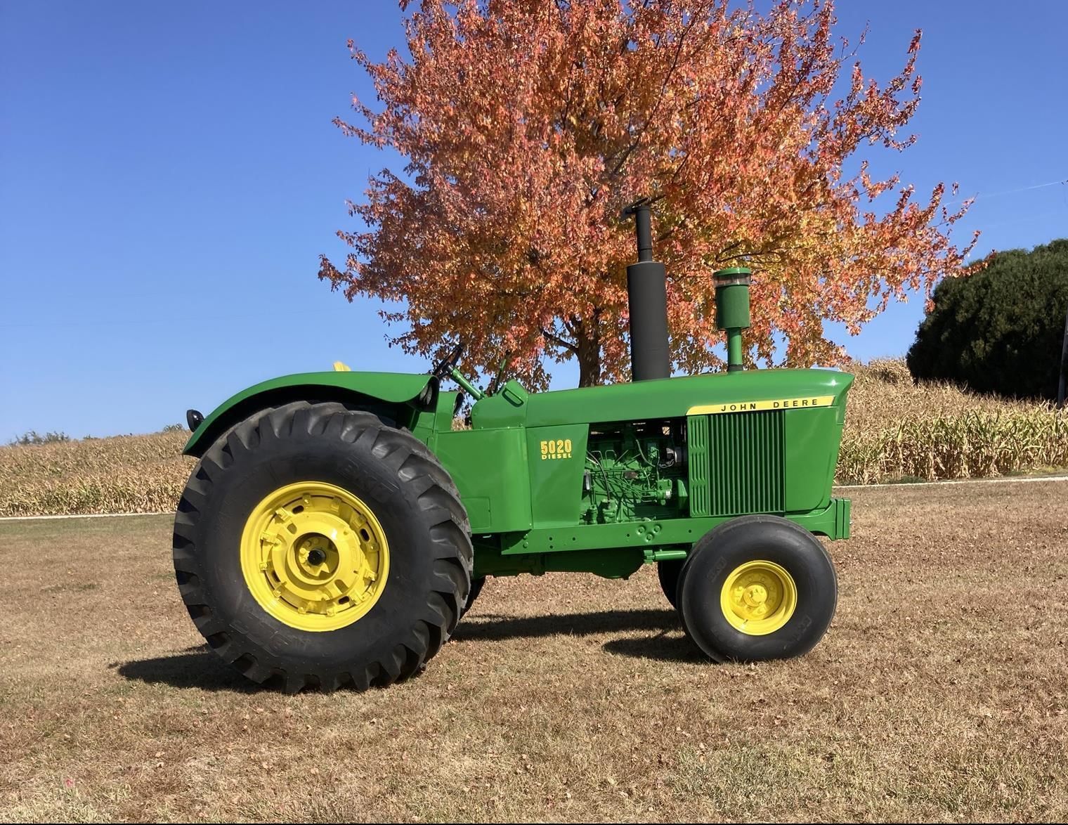 Main image John Deere 5020