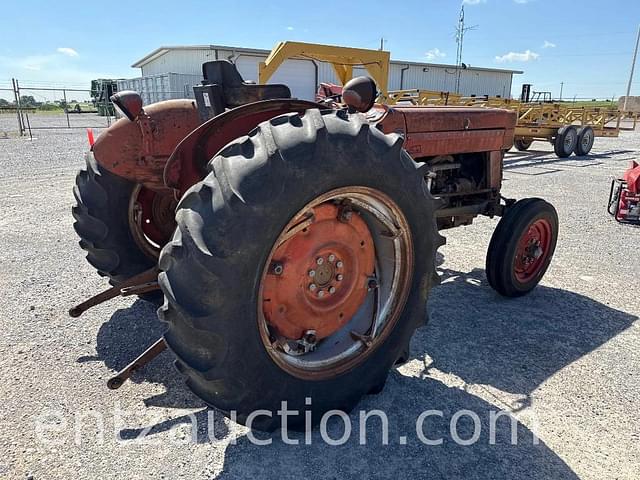 Image of Massey Ferguson 135 equipment image 3
