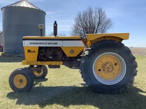 1965 Minneapolis-Moline M670 Image