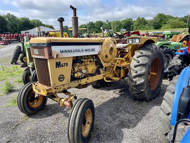 Image of Minneapolis-Moline M-670 Super equipment image 1