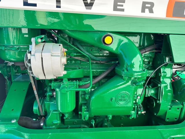 Image of Oliver 1950 equipment image 4