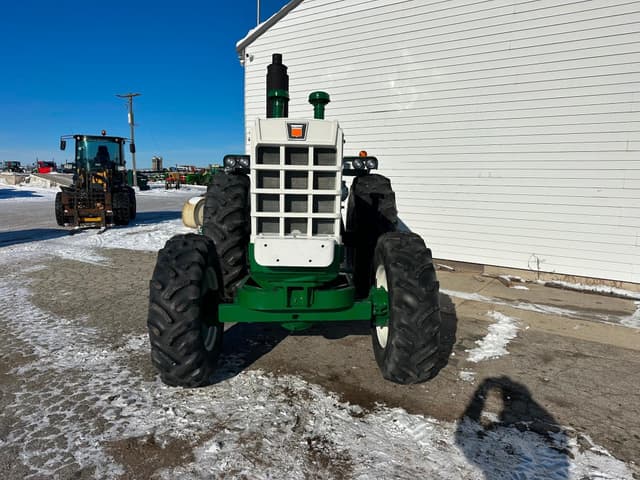 Image of Oliver 1950 equipment image 2