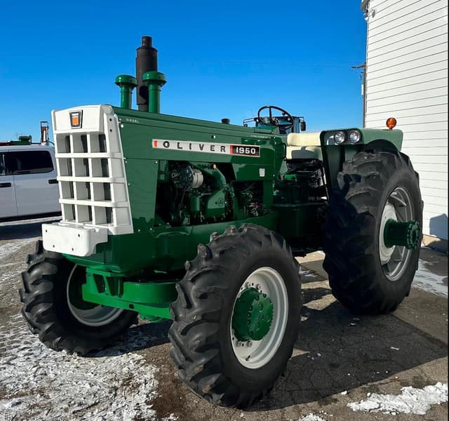 Image of Oliver 1950 equipment image 1