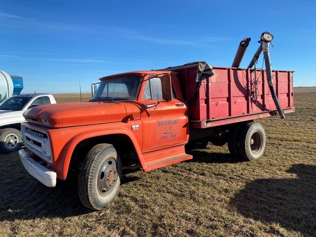 Main image Chevrolet C60