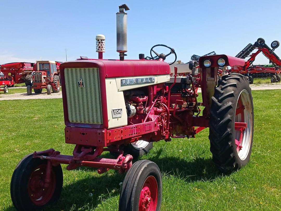 Image of International Harvester 504 Primary image